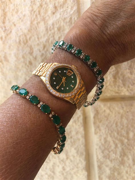 how to wear rolex bracelet.